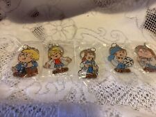 5 x Tetley Tea Folk Collectable Keyrings 1995 Lyons New