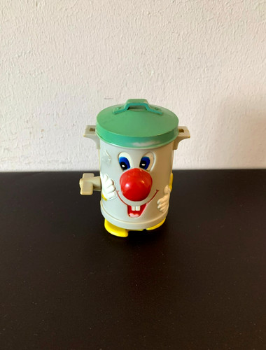 Vintage dusty bin wind - dusty,