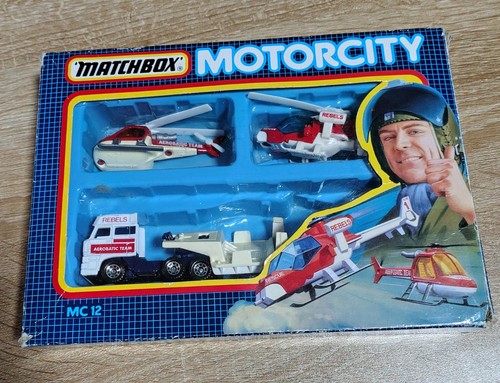 Matchbox motorcity mc12 red - matchbox,