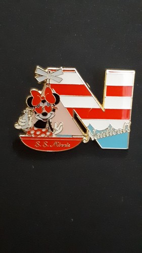 Disney loungefly minnie - disney, mouse