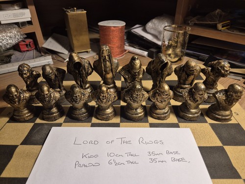 Chess set with unique pieces - set,