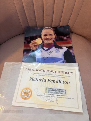 Victoria pendleton signed - victoria,
