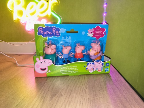 Peppa pig family five - peppa,