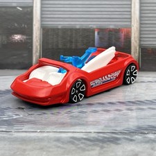 Hot Wheels Deora III Red 1:64 Diecast Car [14k]