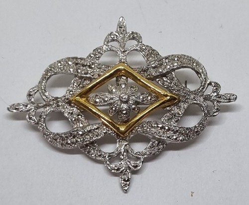 Beautiful vintage ornate faux - beautiful,