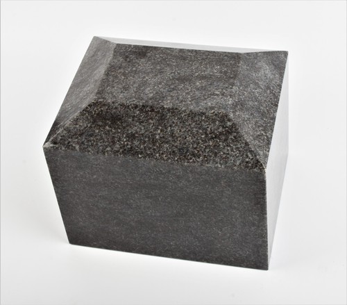 Large visage blue granite - ,