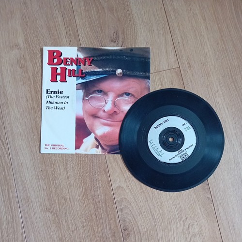 Benny hill ernie - hill, fastest