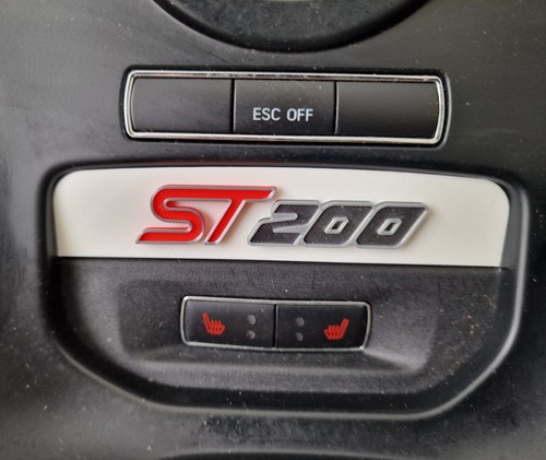 Cubby hole filler - , ford