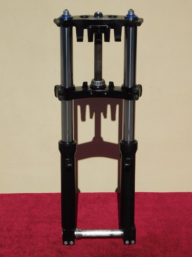 Straight front forks tree - straight!,