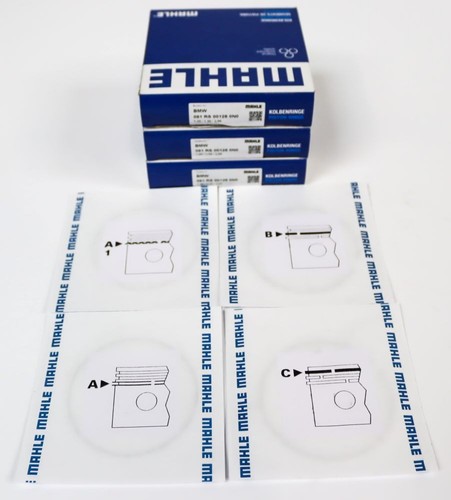 Set piston rings for - piston,