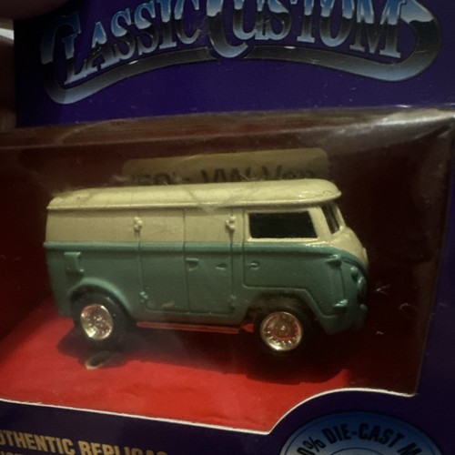 Johnny lightning classic - johnny,