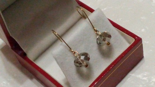 Lovely 375 9ct yellow gold - yellow,