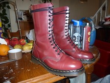 Dr. Martens 1914 14-Hole