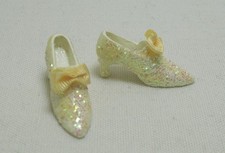 Dolls house Miniature CREAM