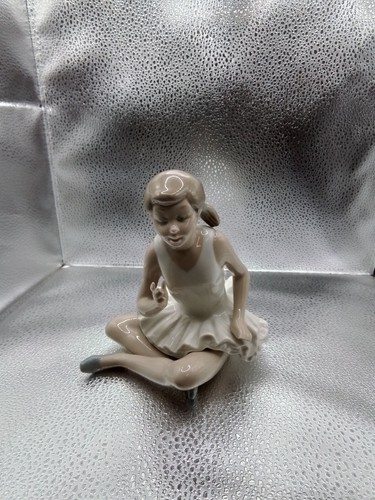Nao elegant porcelain - elegant,