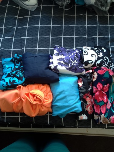 Women clothes bundle size - women's,
