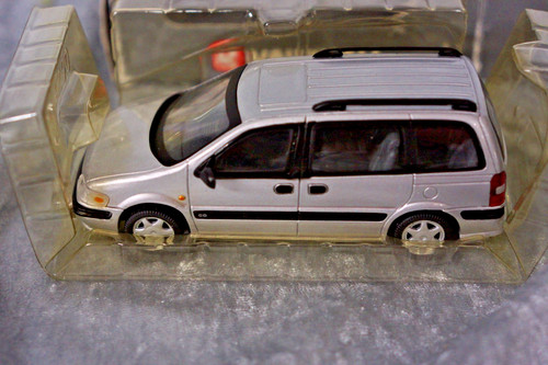 Schuco vauxhall sintra 43 - vauxhall, 1:43