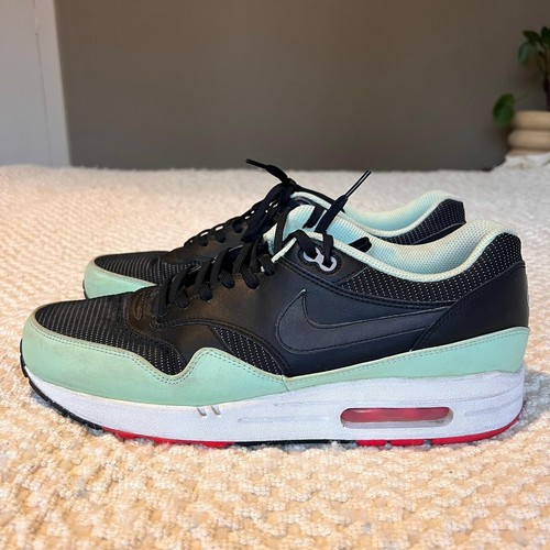 Nike air max - 1, yeezy