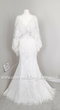  Ronald Joyce ivory wedding dress with detachable cape approx. 10