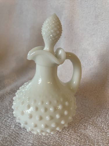 Vintage avon milk glass - milk, cruet