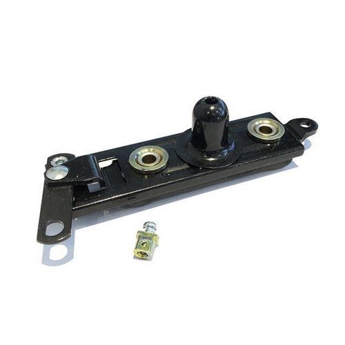 Bonnet catch for defender - for,