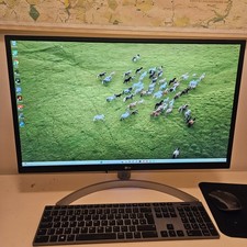 LG 27UL500 27” UHD 4K IPS Monitor Excellent Condition Boxed Minor Cosmetic Mark