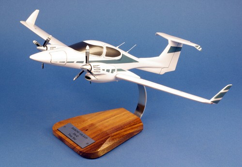 Diamond da42 twin star desk - star,