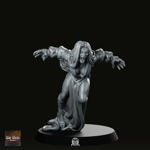 Vampire queen miniature - vampire,