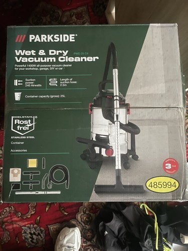 Vacuum cleaner - vacuum,