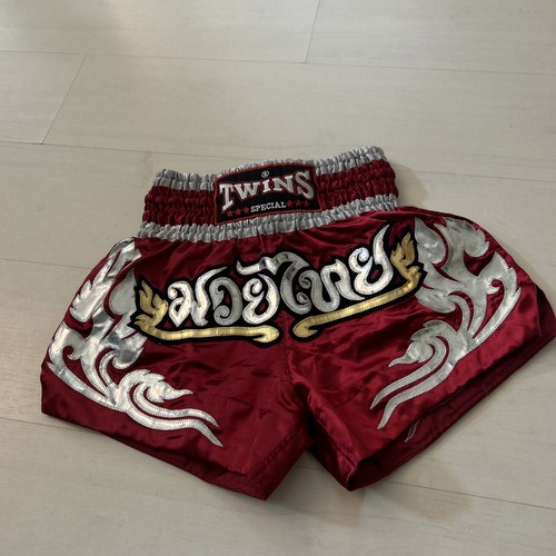 Twins special muay thai - twins, boxing