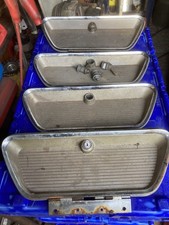 1 x FORD ANGLIA 105E GLOVE BOX LID & BUTTON / LOCK