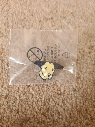 Dogs trust charity pin badge - dogs,