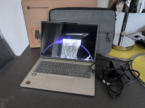 Lenovo chromebook plus - plus, 14"