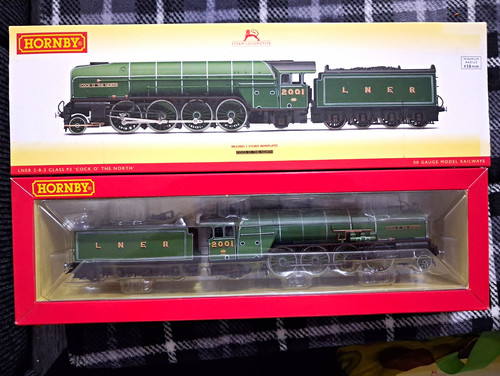 Hornby lner 2 - oo, 2-8-2