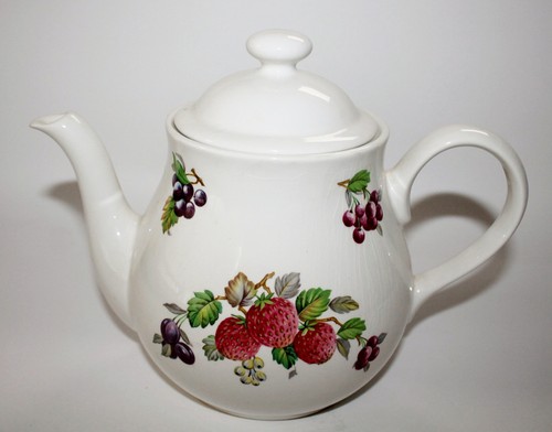 Staffordshire melba teapot - -,