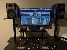 Pioneer DJ DDJ-FLX4, DM40 Speakers, HDJ CUE1 Full DJ Set