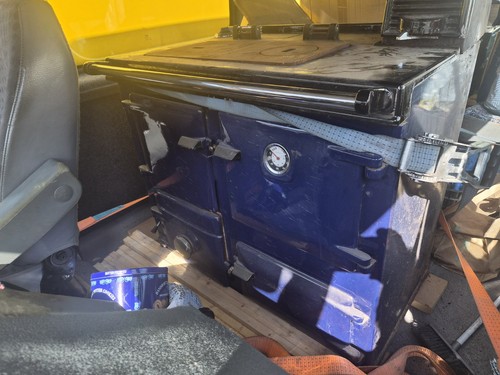 Rayburn solid fuel cooker - rayburn,