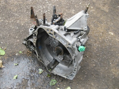 Nissan micra door - nissan, 5