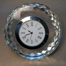 Round Crystal Glass Mantel