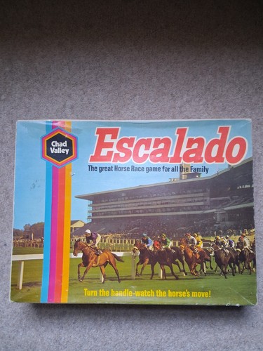 Vintage escalado horse racing - vintage,