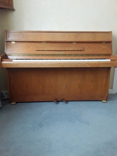 Hyundai upright piano oak - hyundai,