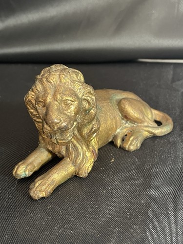 Vintage metal lion ornament - vintage,
