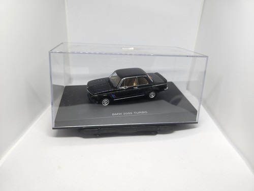 Scale model bmw 2002 - model,