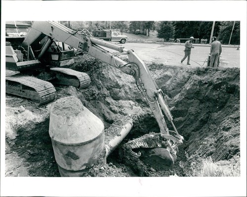 Machinery workers construction - machinery,
