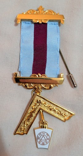 Irish masonic past - -, very