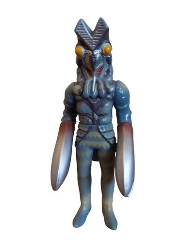 Ultraman sofubi kaiju alien - ultraman,