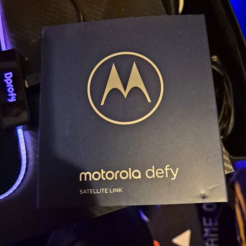 Motorola defy satellite link - satellite,