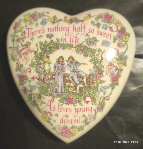 Wedgwood heart valentines day - wedgwood,