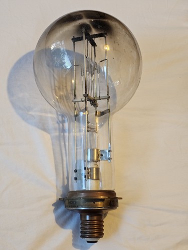 Rare vintage 1983 thorn 3000w - rare,