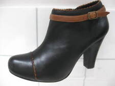 Lotus Ankle Boots 5.5 Black and Brown Leather Two-Tone Booties